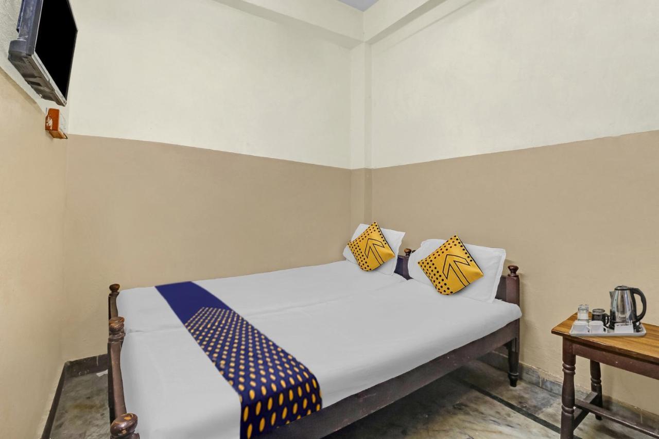 Hotel O Bhavani Rest Rooms Hyderabad Exterior photo